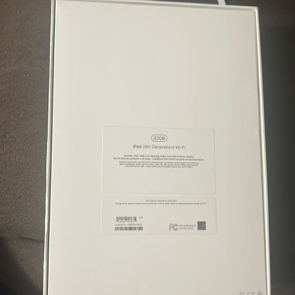 iPad 8th generation - Picture 4 of 5